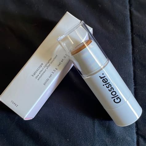 glossier haloscope topaz.